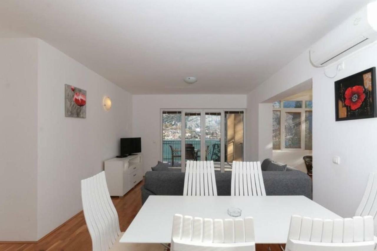 Sun Apartment Kotor Eksteriør billede